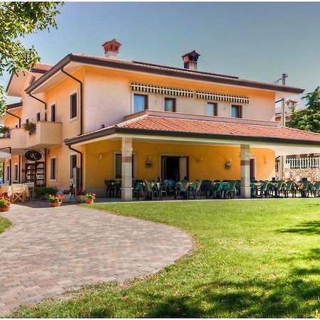 Hotel Pesek San Dorligo della Valle Extérieur photo